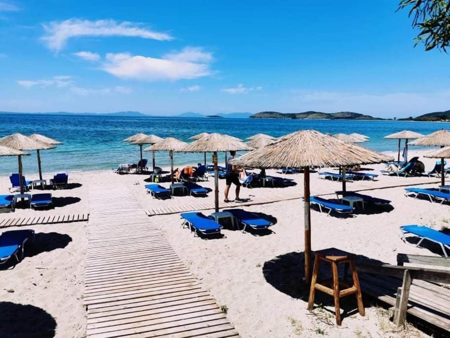 Camping Drepanos Otel İgumeniça Dış mekan fotoğraf