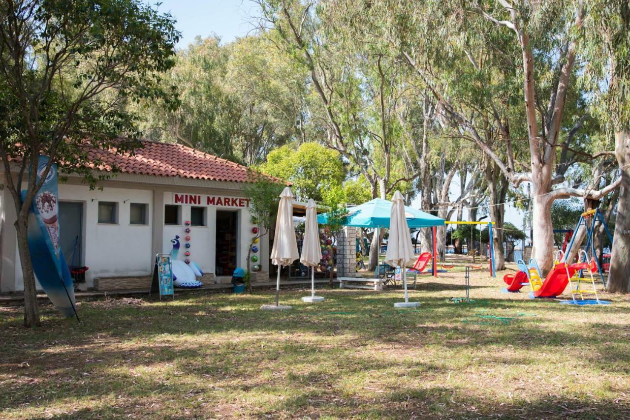 Camping Drepanos Otel İgumeniça Dış mekan fotoğraf